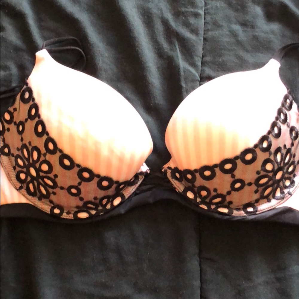 Very Sexy Push up Bra